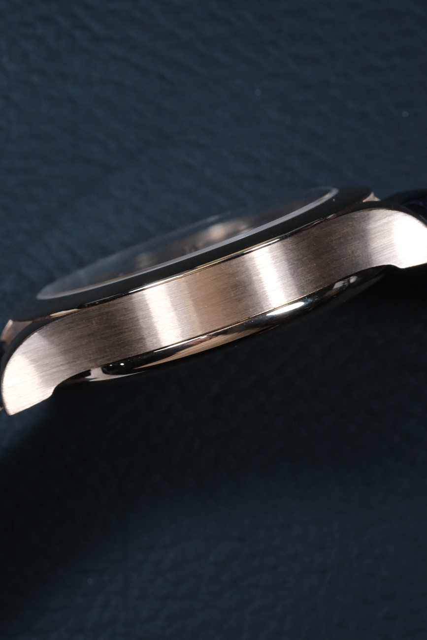 Часы Van Cleef & Arpels  Midnight In Moscow Rose Gold  VCARF80700 