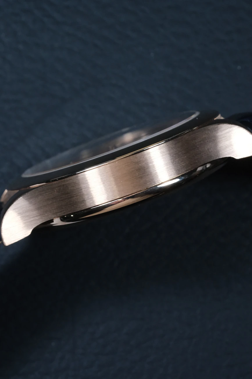 Часы Van Cleef &amp; Arpels  Midnight In Moscow Rose Gold  VCARF80700 