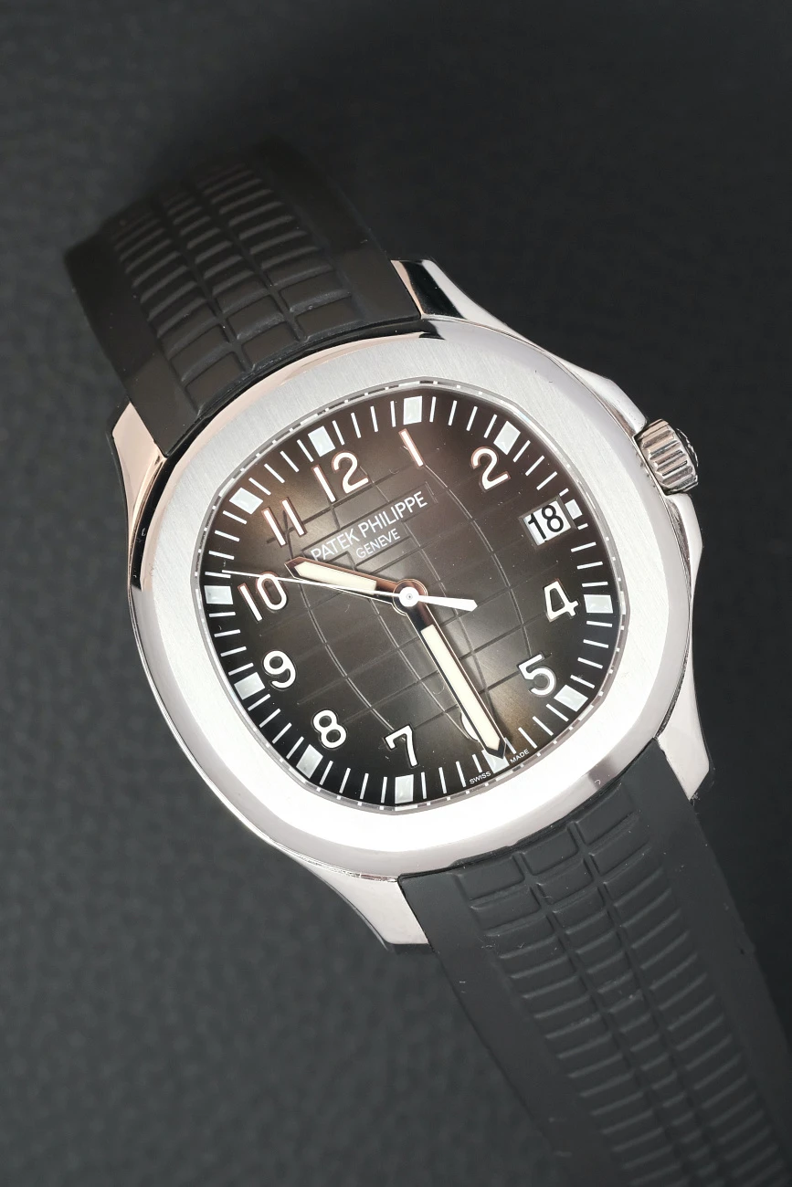 Часы Patek Philippe  Aquanaut Jumbo Steel  5167A-001