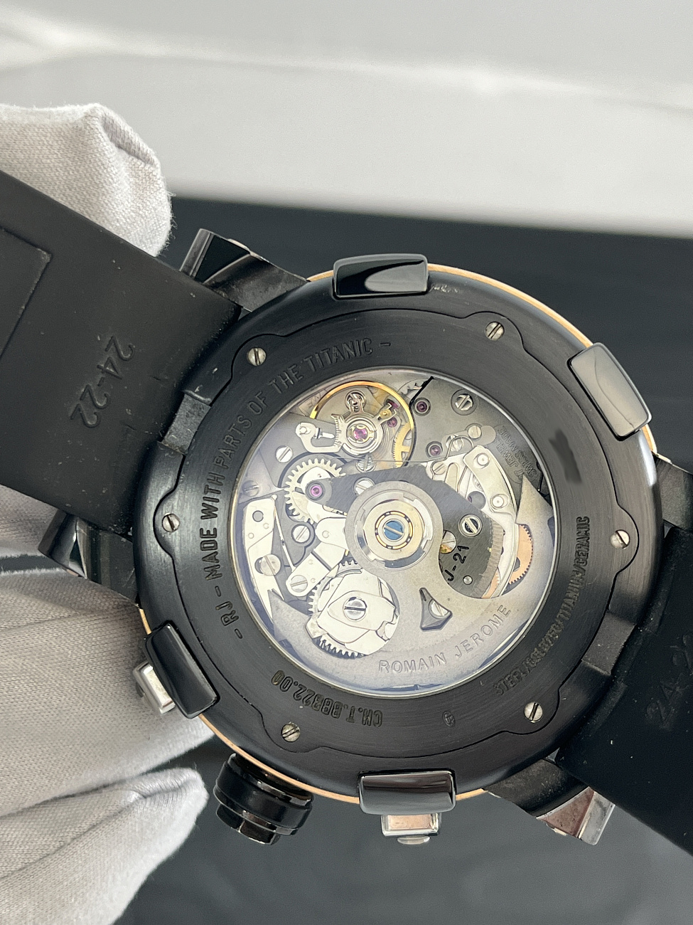 Romain Jerome в наличии в Москве в &quot;Мануфактуре&quot;! 