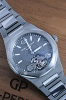 Часы Girard-Perregaux  Laureato Tourbillon Meteorite 43Mm  99105