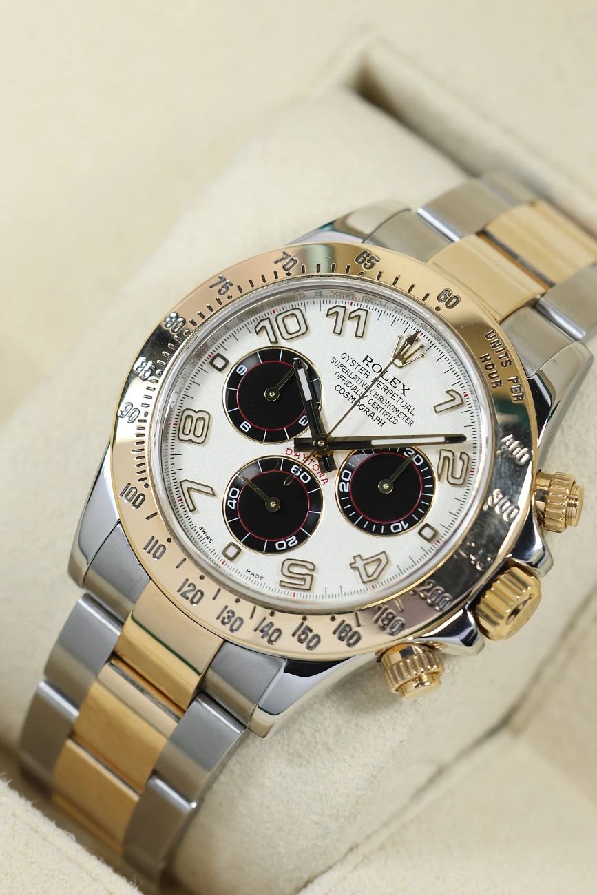 Часы Rolex  Oyster Perpetual Cosmograph Daytona White Racing Dial  116523
