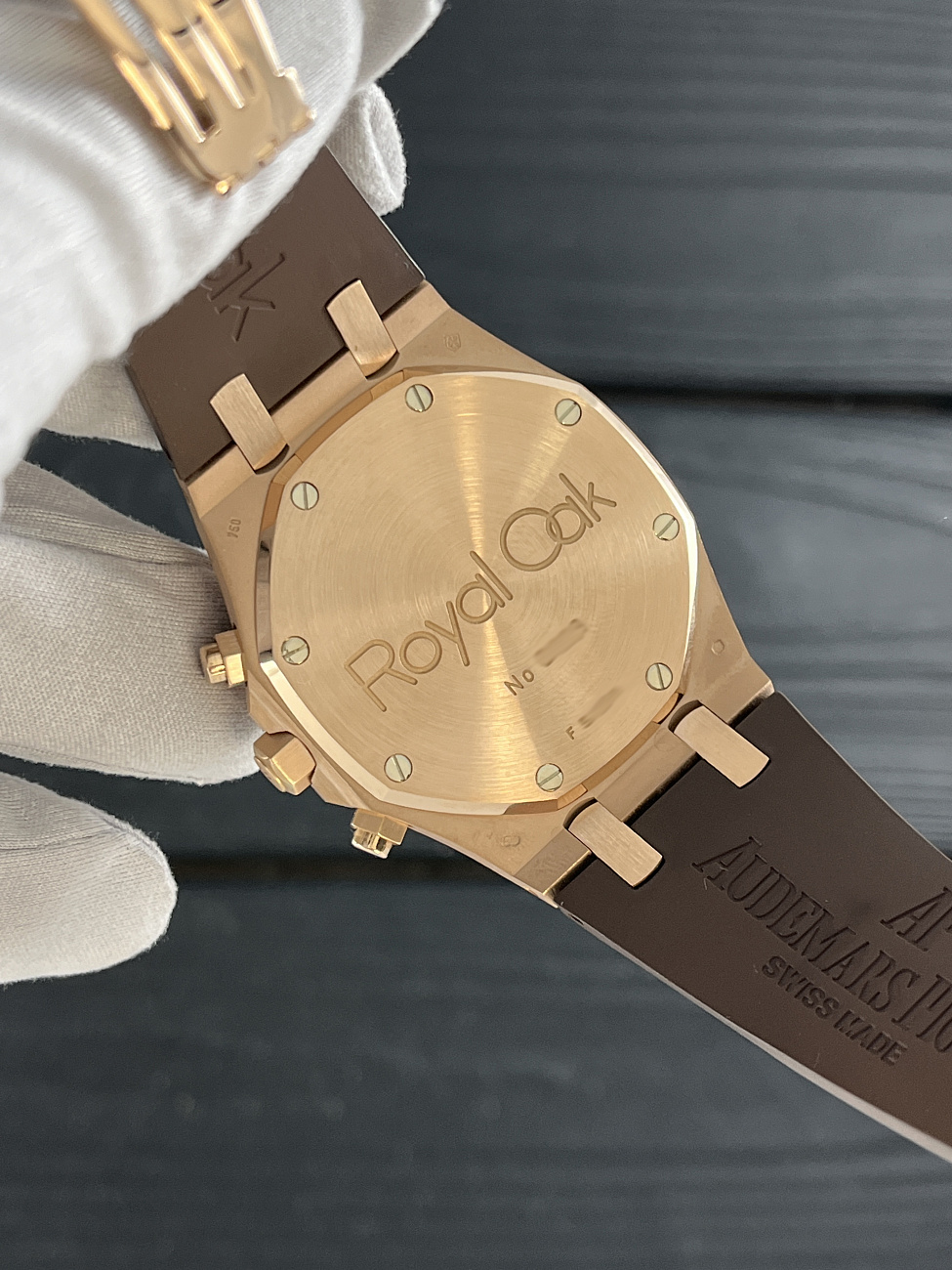 Часы Audemars Piguet  Chronograph 39 Mm Rose Gold  260220R.00.D088CR.01