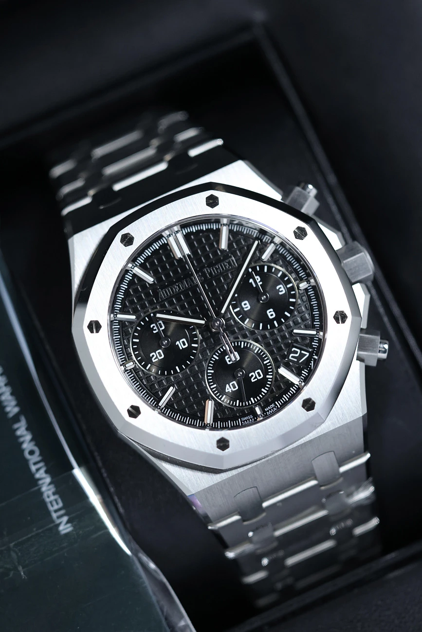 Часы Audemars Piguet  Royal Oak Chronograph 41Mm Black Dial  26240ST.OO.1320ST.06