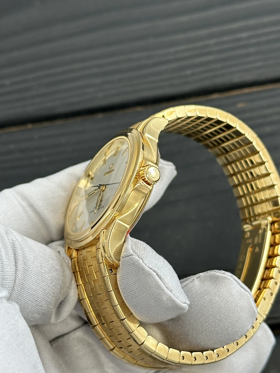 Часы Omega  De Ville Chronometer Yellow Gold  41313100