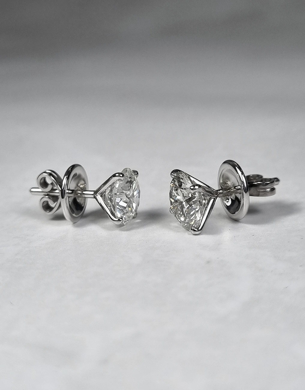 Украшение GIA  Серьги 2,00/2,01 Ct. K/Si1   