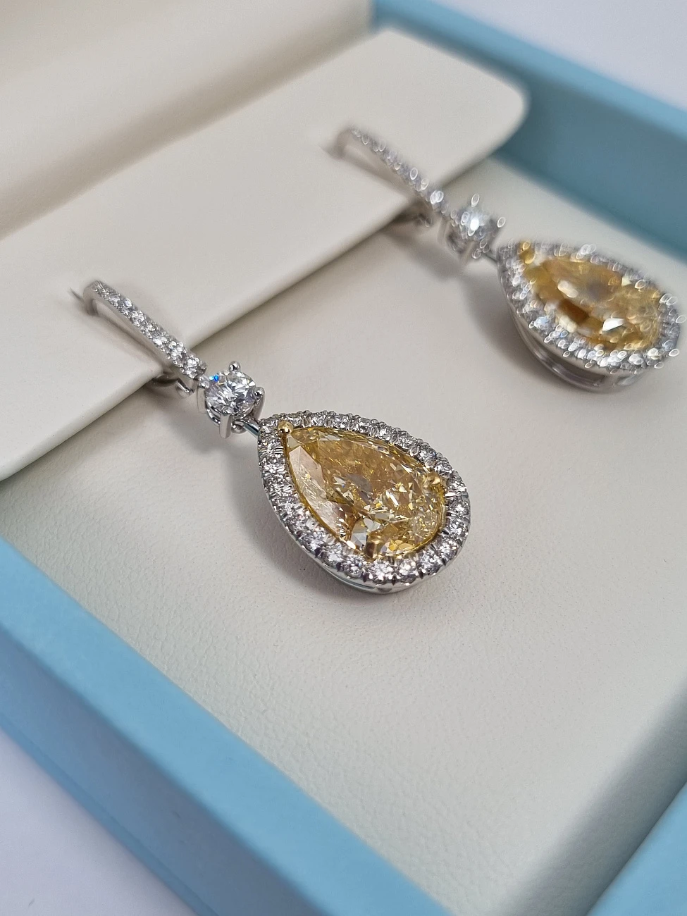 Украшение GIA  Серьги С Бриллиантами 5,16/5,03 Ct.   