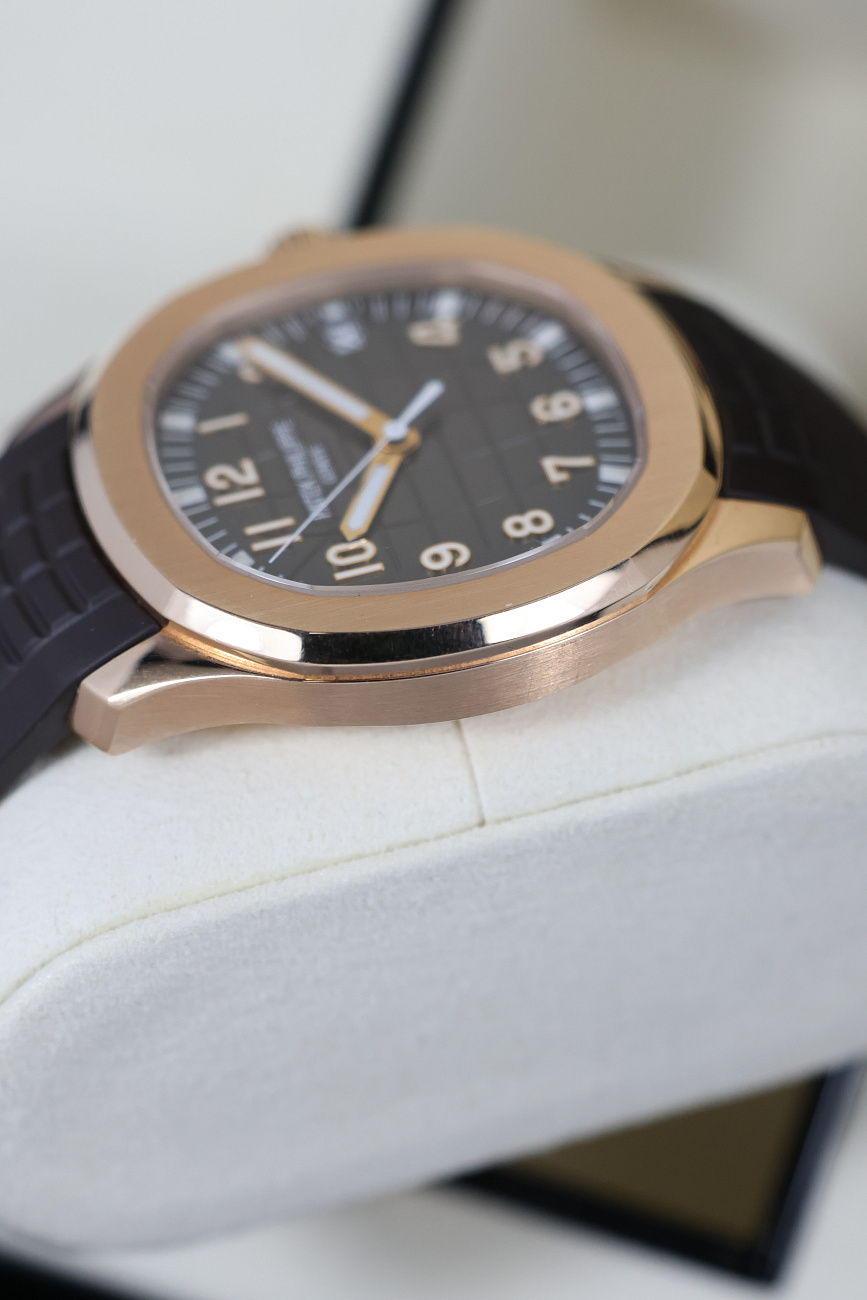 Часы Patek Philippe  Aquanaut Rose Gold  5167R-001