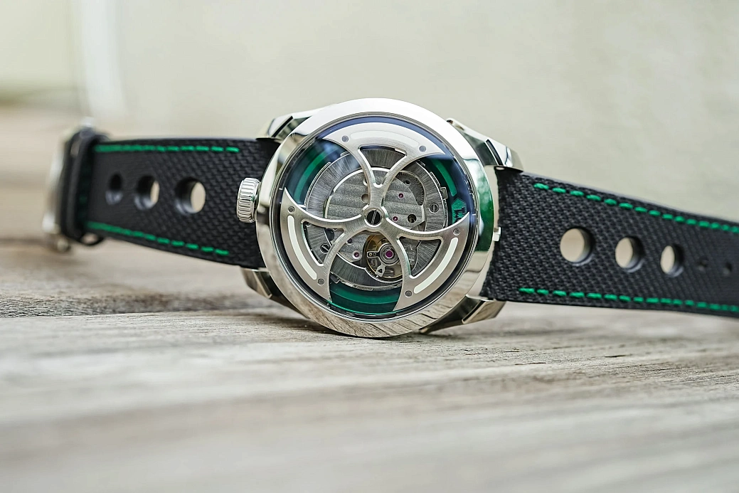 MB&F в наличии в Москве в &quot;Мануфактуре&quot;! 