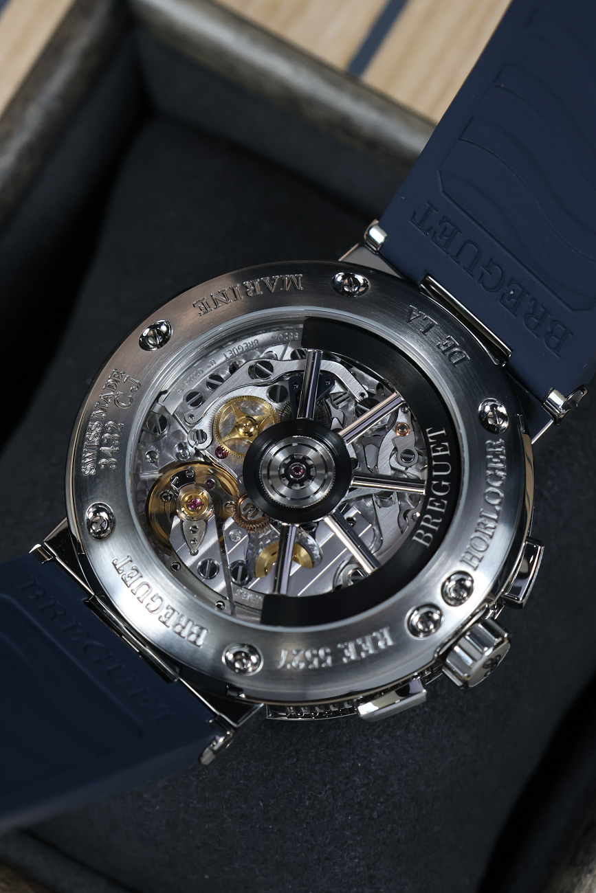 Часы Breguet  Marine Chronograph Titanium  5527TI/Y1/5WV