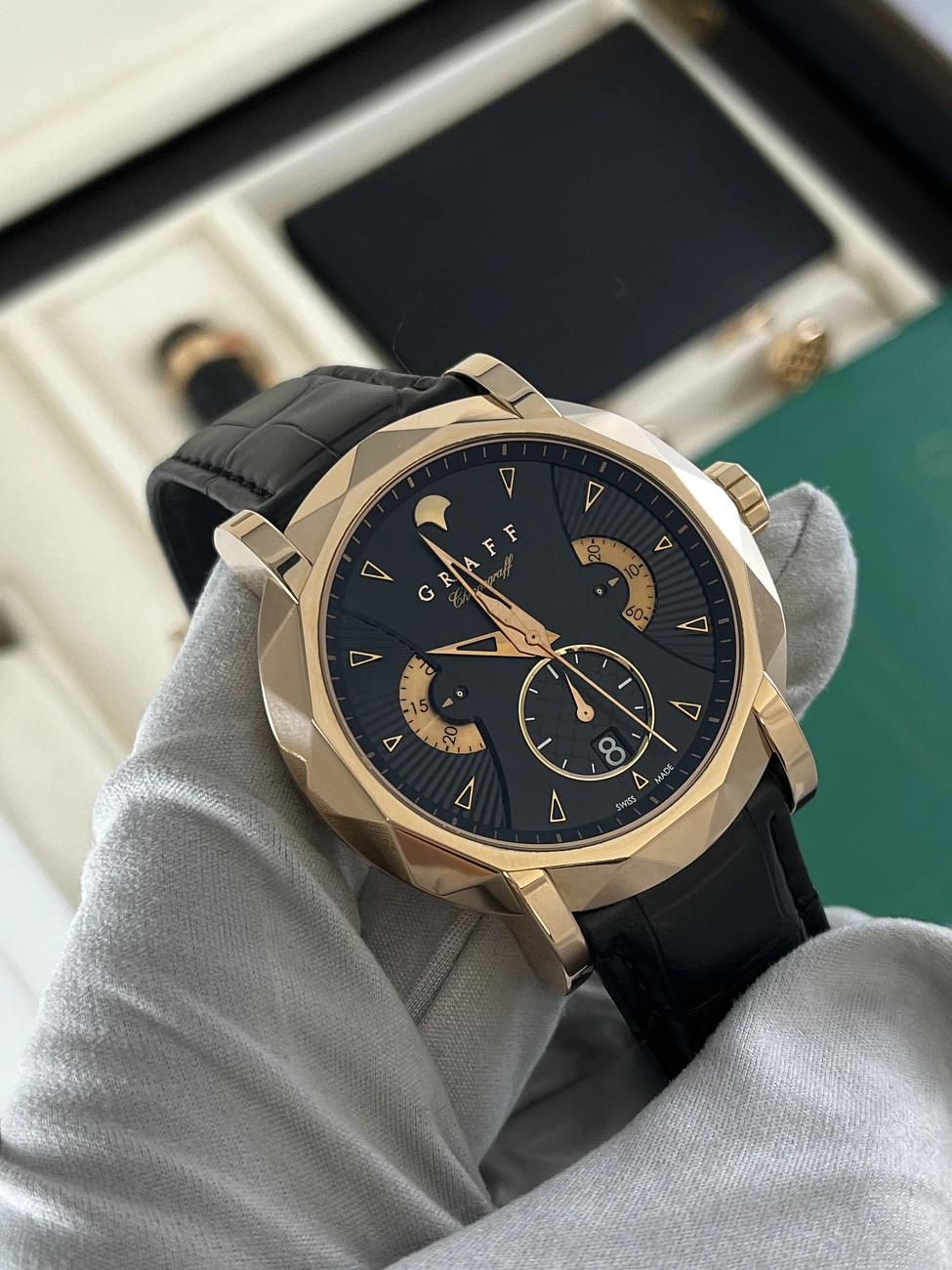 Часы Graff  Sport Chronograff 45 Mm United Arab Emirates Edition  CG45PGB3