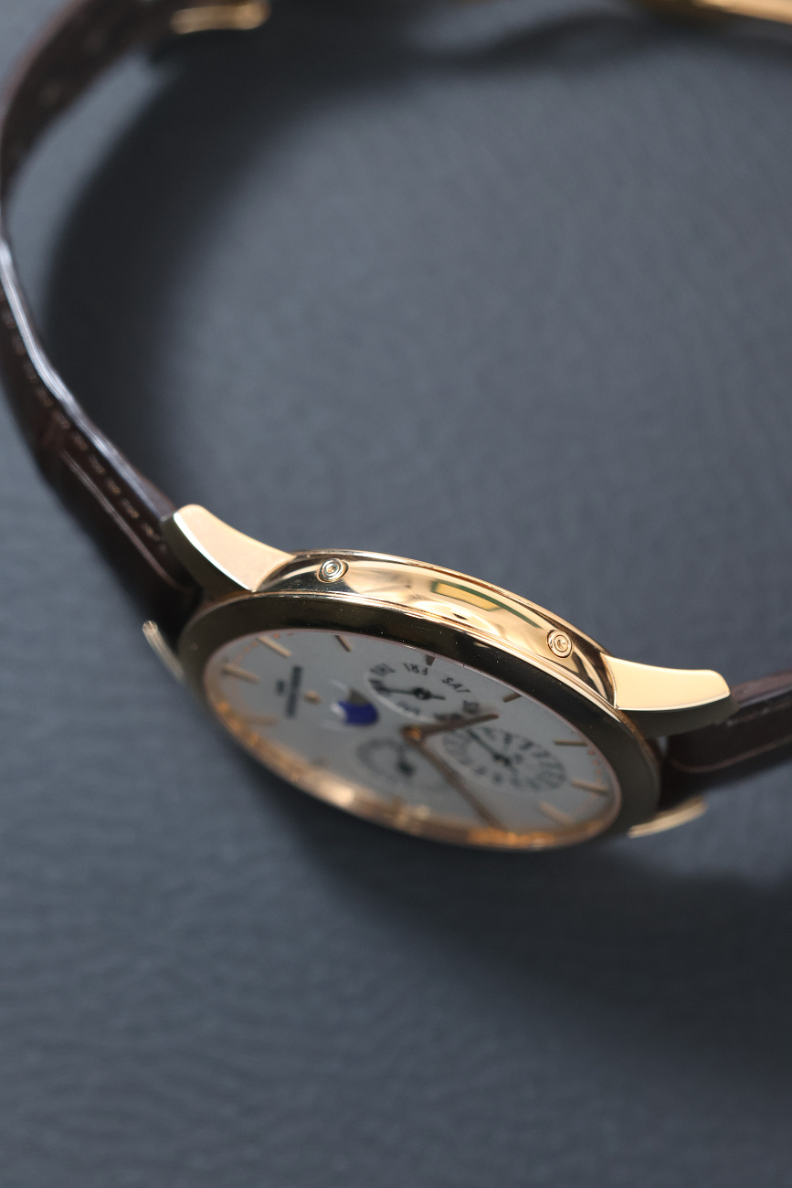 Часы Vacheron Constantin  Patrimony Perpetual Calendar Ulyta-Thin Rose Gold 41 mm  43175/000R-9687
