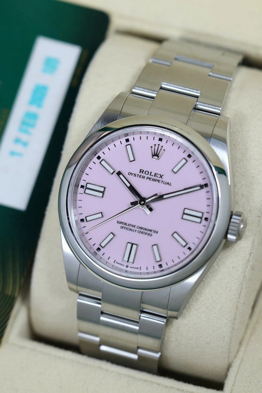 Часы Rolex  Oyster Perpetual 41 Mm Candy Pink Dial New Model  134300