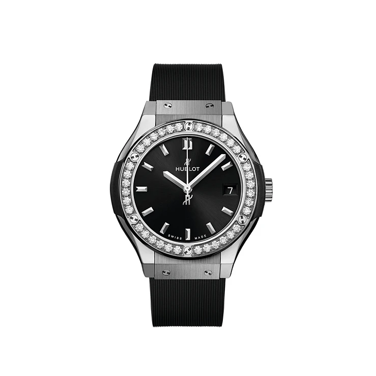Часы Hublot  Classic Fusion Black Titanium Diamonds 33 Mm  581.NX.1470.RX.1104