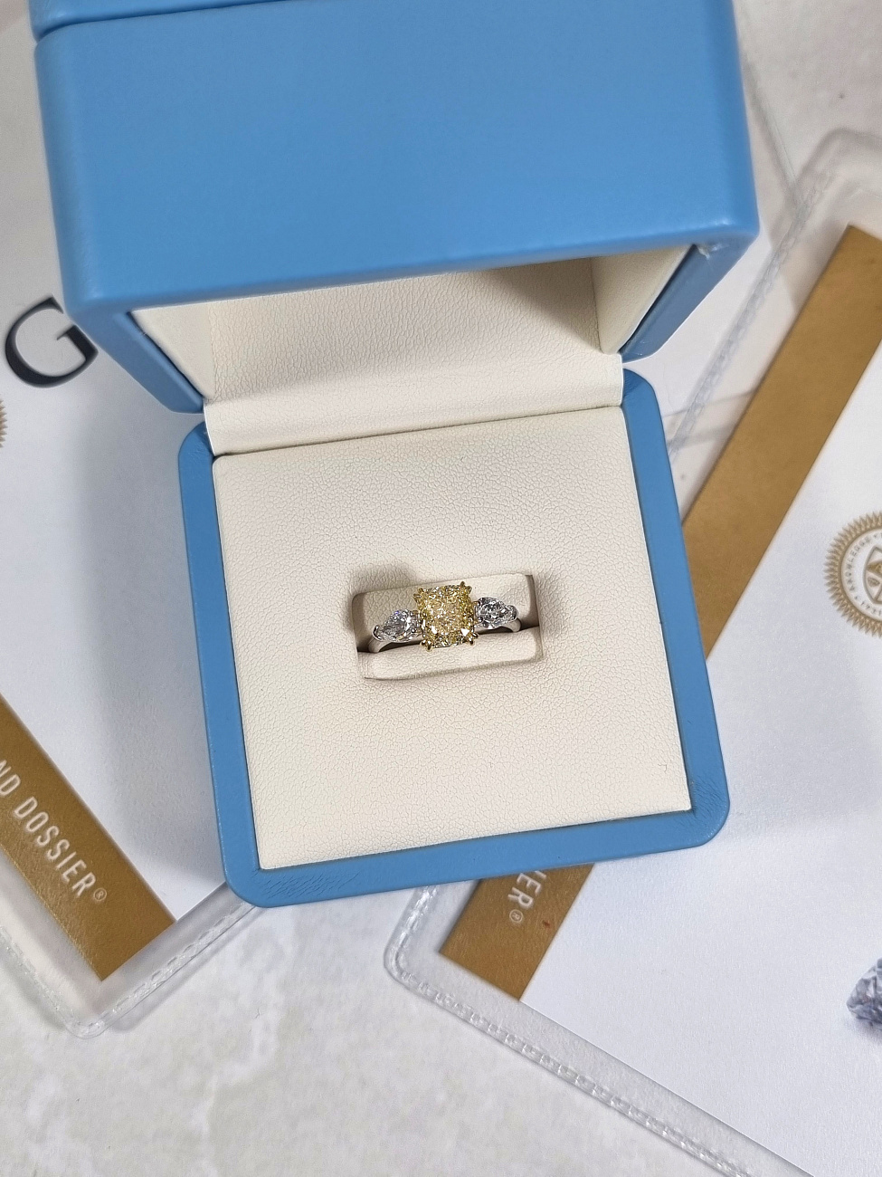 Украшение NO NAME  Кольцо С Бриллиантом 2,22 Ct. W To X Range/Vvs2   