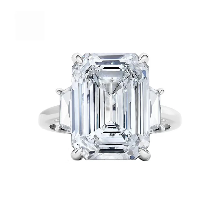 Украшение No Name  Кольцо 2,01 гр. (10,04 ct.) E/VS1 (Ограненный синтетический алмаз)   