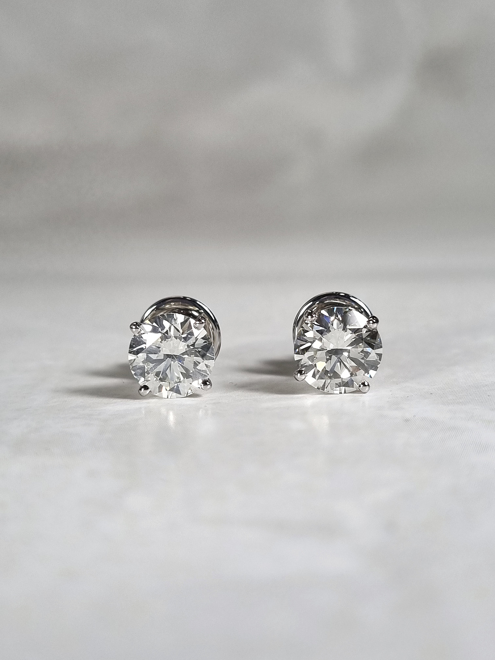 Украшение NO NAME  Серьги 2,00/2,01 Ct. K/Si1   