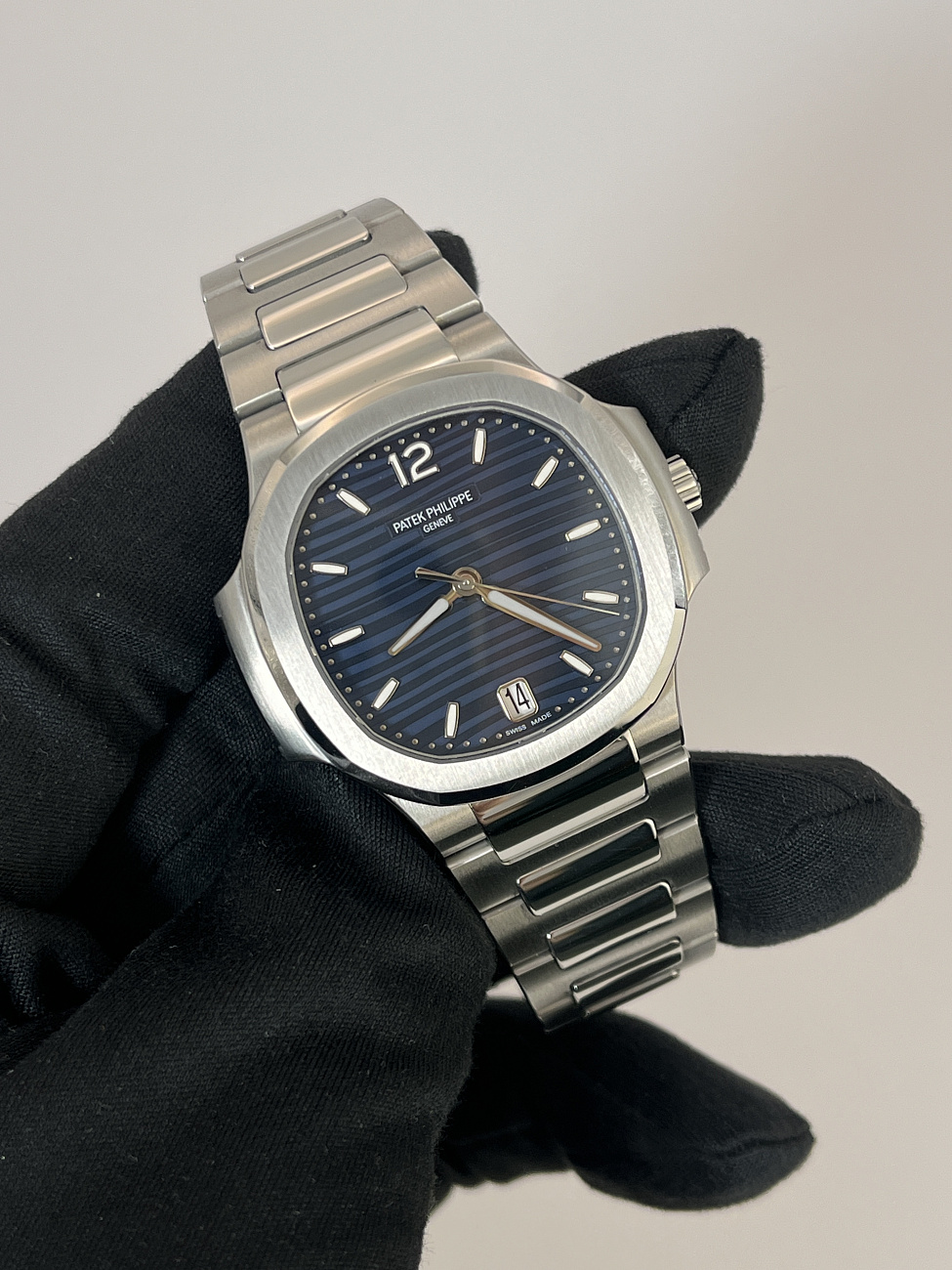 Часы Patek Philippe  Nautilus Steel Ladies Blue  7118/1A-001
