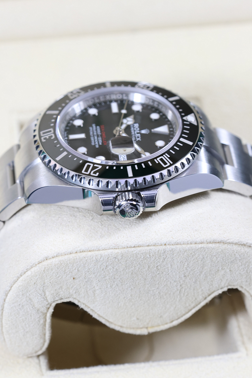 Часы Rolex  Sea Dweller 43 mm Red Line  126600
