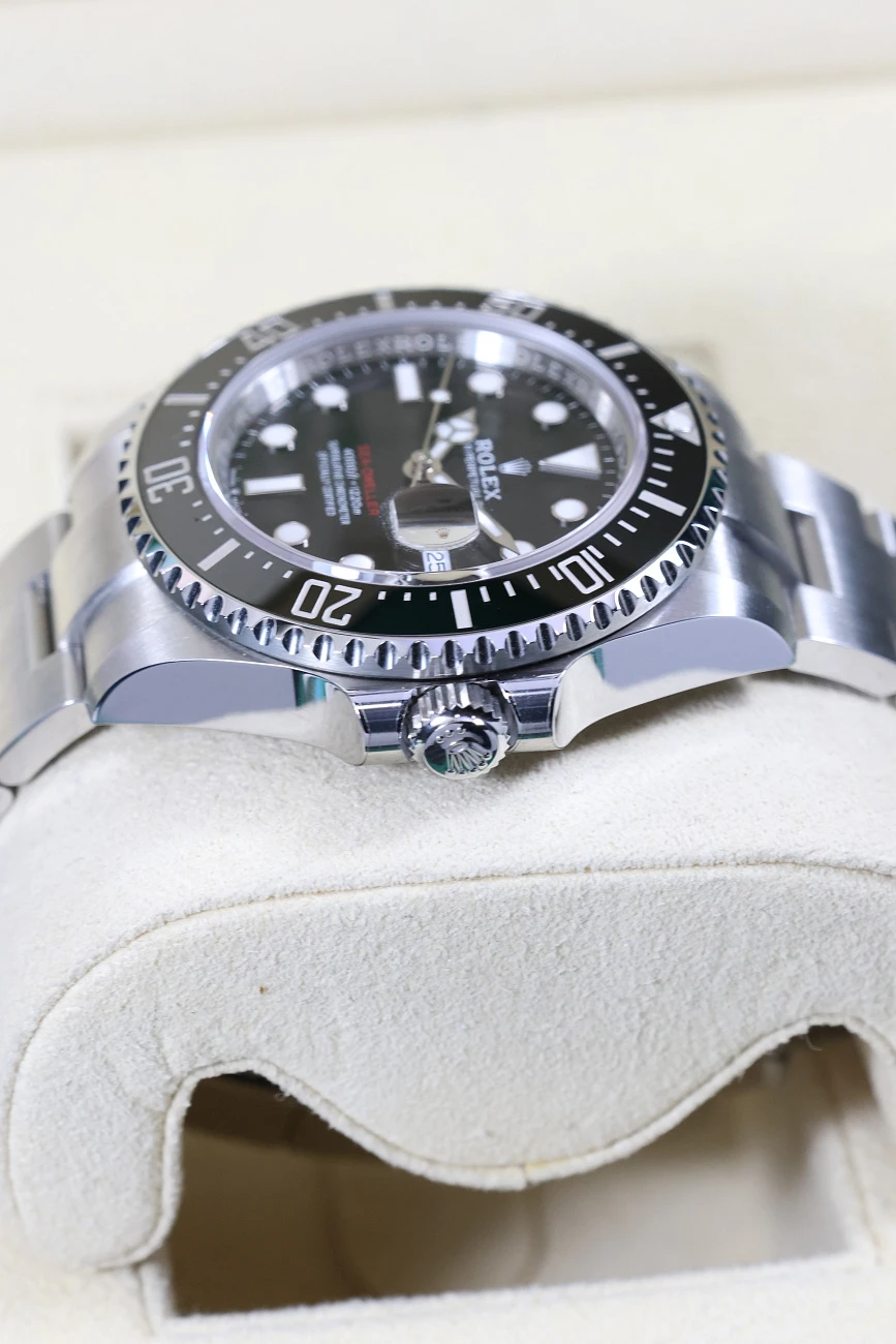 Часы Rolex  Sea Dweller 43 mm Red Line  126600