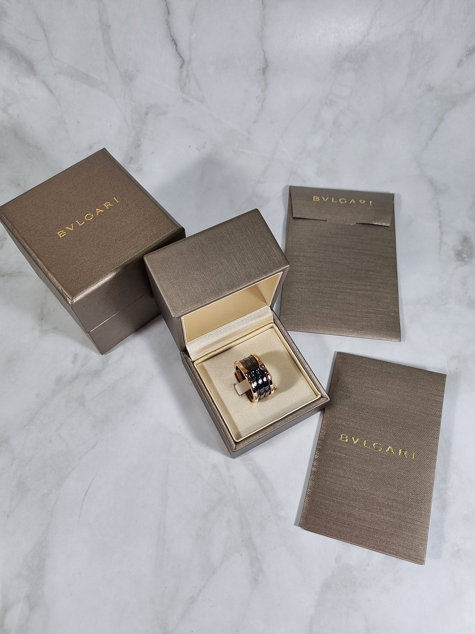 Украшение Bvlgari  B.zero1 Ring  345967 