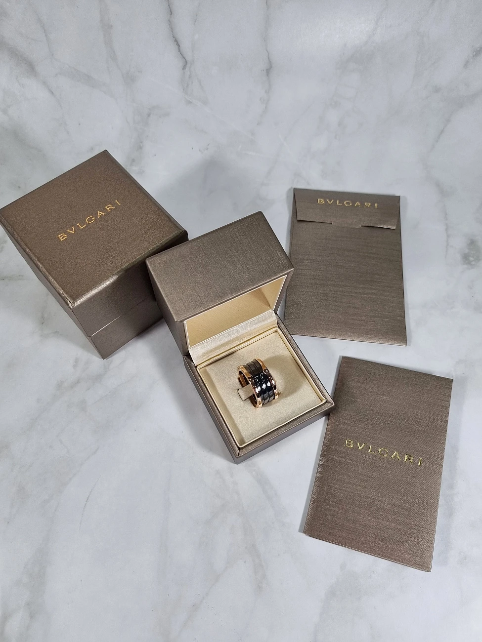 Украшение Bvlgari  B.zero1 Ring  345967 