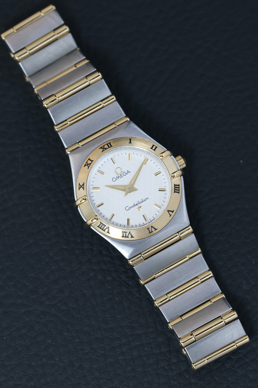 Часы Omega  Constellation Steel &amp; Yellow Gold 25mm   1372.30.00