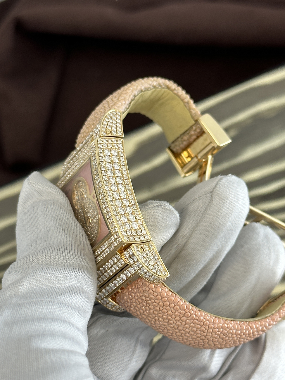 Часы De Grisogono  Instrumentino Custom Diamonds  017001