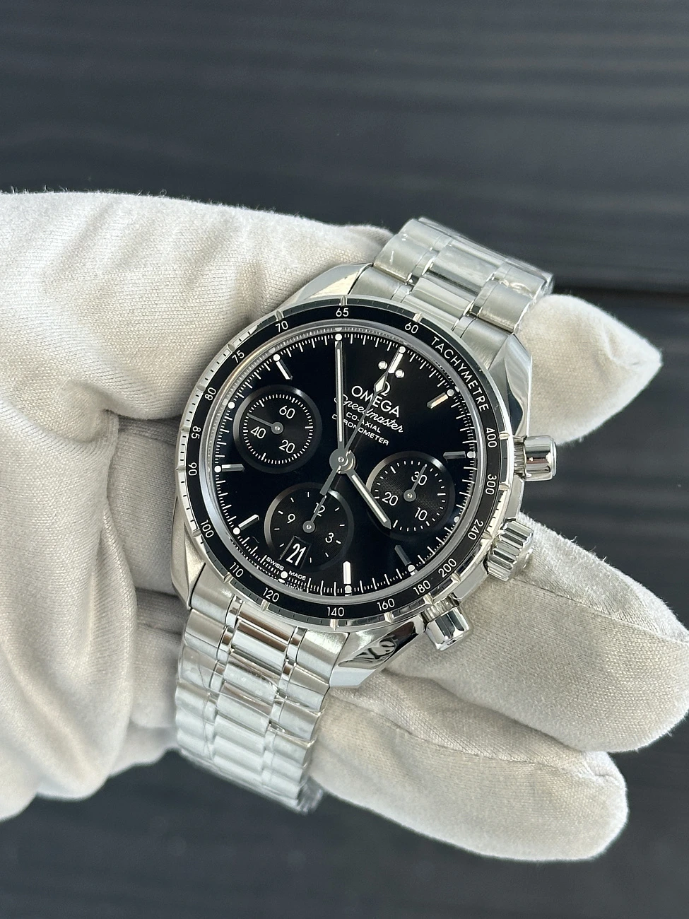 Часы Omega  Speedmaster Co‑Axial Master Chronometer Chronograph 38 Mm  324.30.38.50.01.001