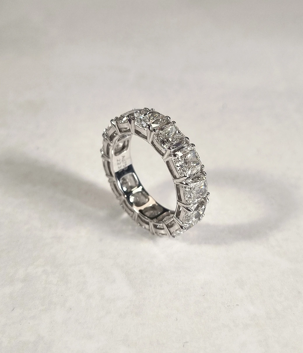 Украшение GIA  Кольцо с бриллиантами 9,8 Ct. H-I/VS-Si1   