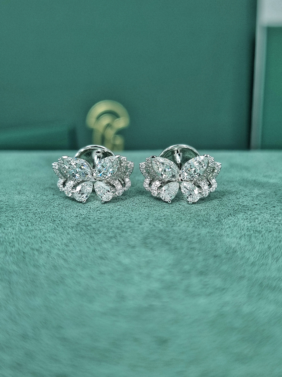 Украшение Graff  Butterfly Diamond Earrings  RGE1958 