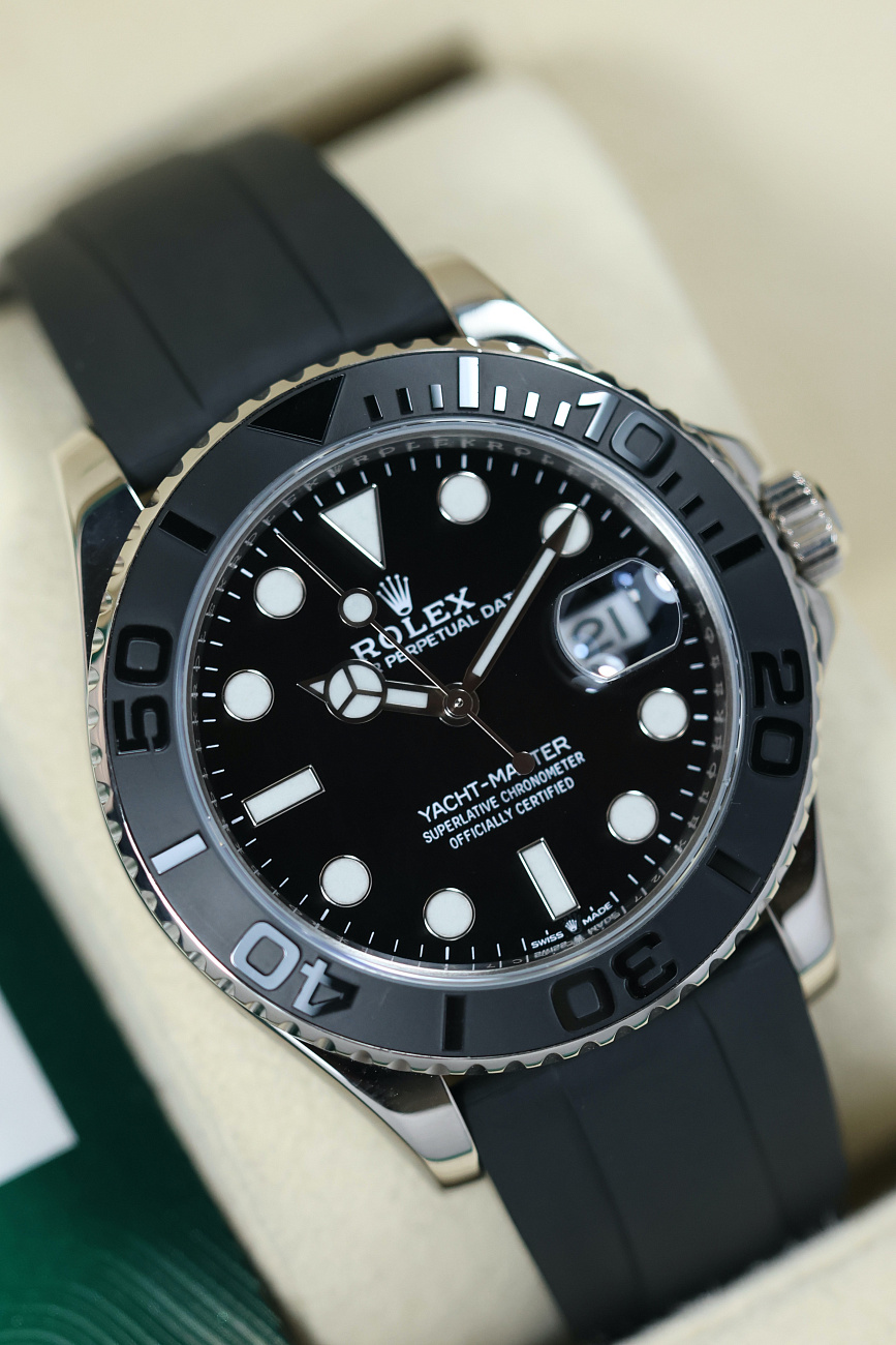 Часы Rolex  Oyster Perpetual Yacht-Master 42 Mm 18K White Gold  226659