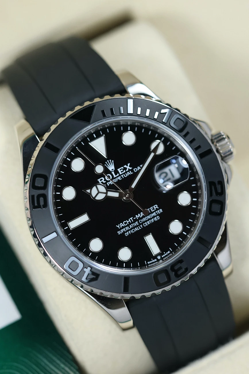 Часы Rolex  Oyster Perpetual Yacht-Master 42 Mm 18K White Gold  226659