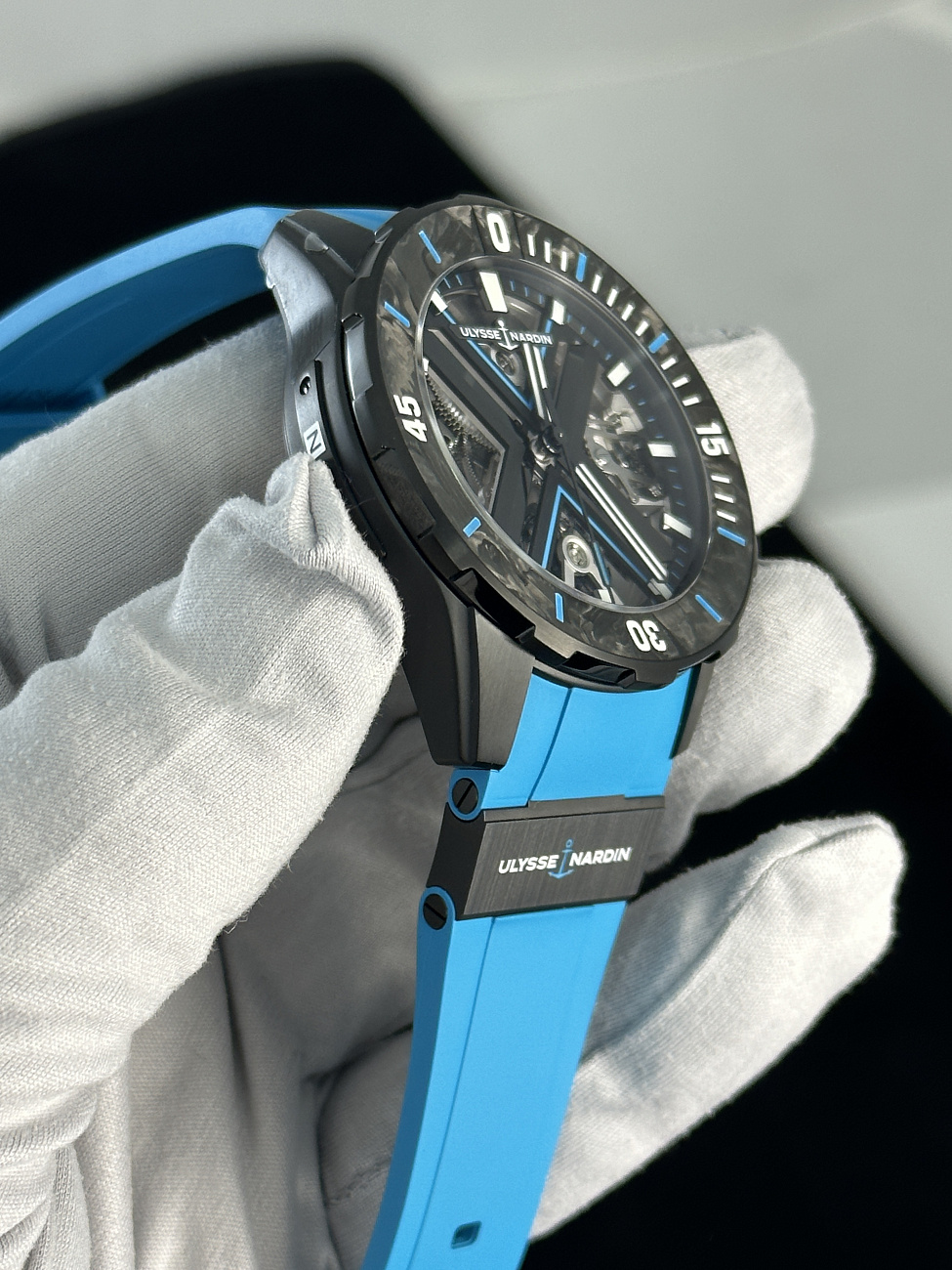 Часы Ulysse N  Diver X Skeleton Azure 44 mm  3723-170-2b/3a