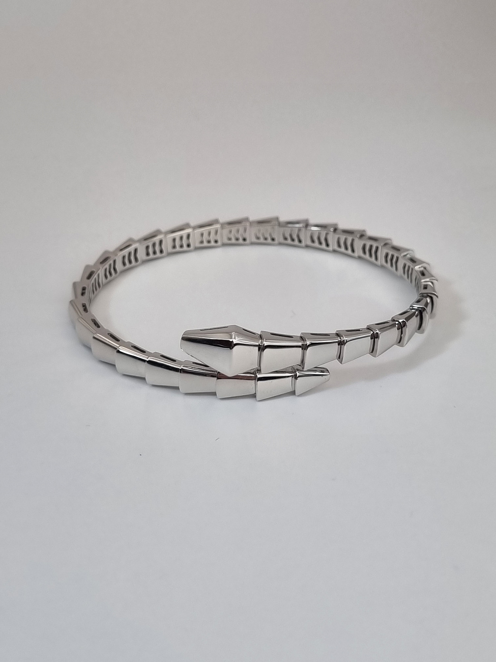 Украшение Bvlgari  Serpenti Viper Bracelet Wg  359404 