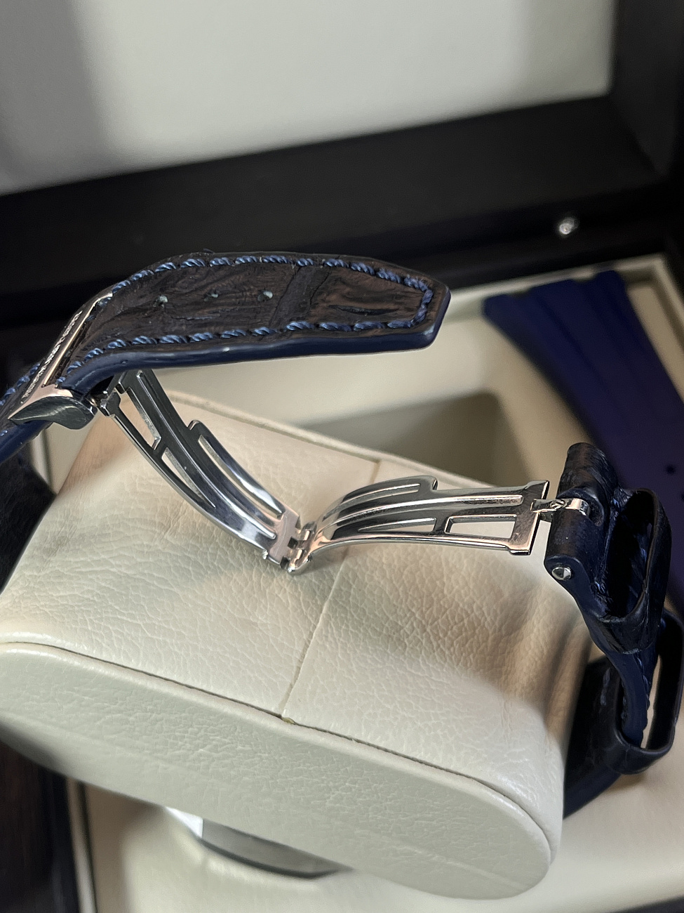 Часы Audemars Piguet  Royal Oak Offshore Navy Chronograph  26170ST.OO.D305CR.01