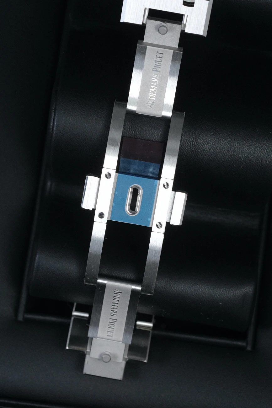 Часы Audemars Piguet  Royal Oak Chronograph 41Mm Silver  26240ST.OO.1320ST.07