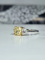 Украшение GIA  Кольцо 1,72 ct. Fancy Light Yellow/VVS2   
