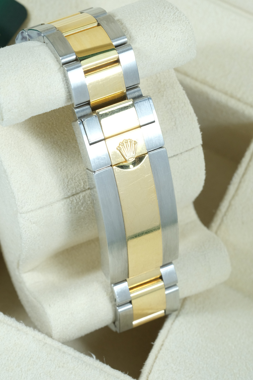 Часы   Submariner Steel & Yellow Gold Black Dial  126613LN