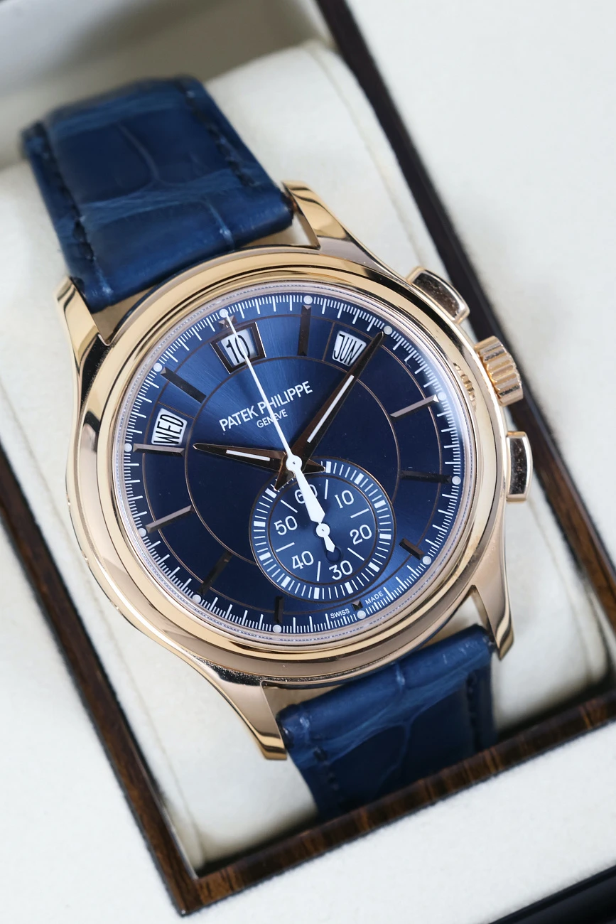 Часы Patek Philippe  Annual Calendar Chronograph Blue Dial  5905R-010