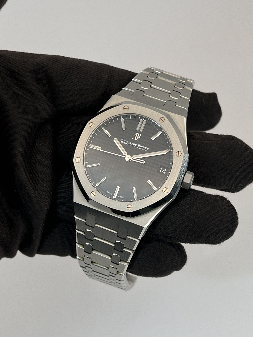 Audemars Piguet в наличии в Москве в &quot;Мануфактуре&quot;! 