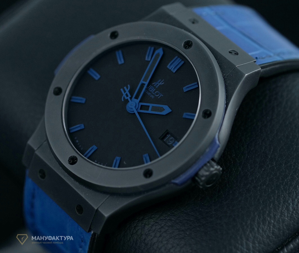 Часы Hublot  Fusion All Black Blue  511.CI.1190.GR.ABB10