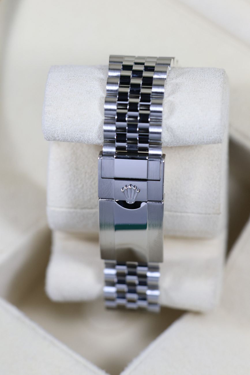 Часы Rolex  Gmt-Master Ii "Bruce Wayne"  126710GRNR