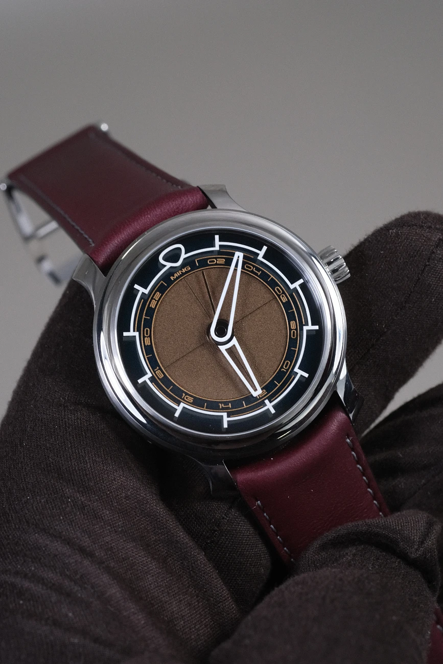 Часы MING  Ming 22.01 Gmt Gilt  22.01 