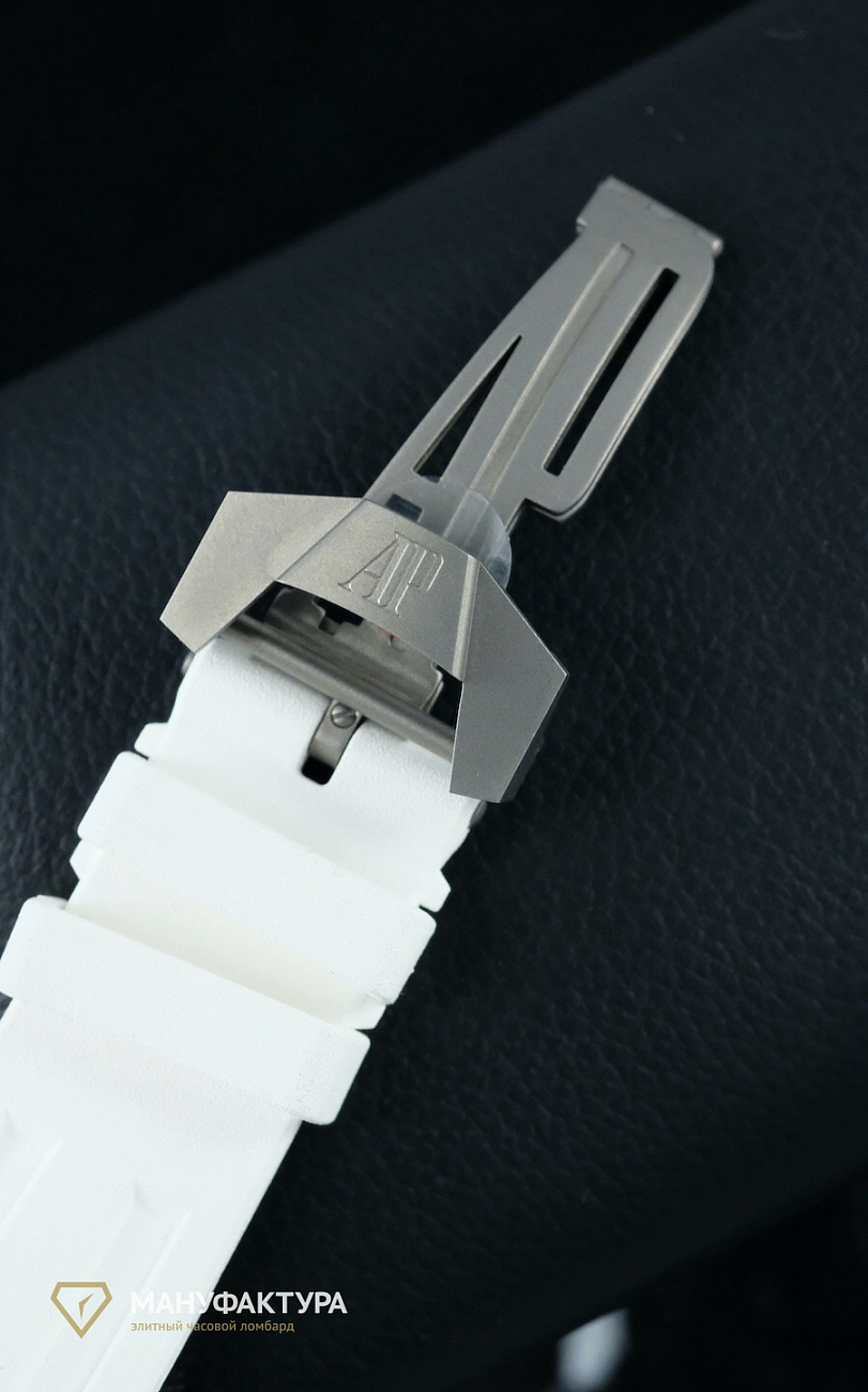 Часы Audemars Piguet  Royal Oak Gmt Tourbillon Concept  26580IO.OO.D010CA.01  