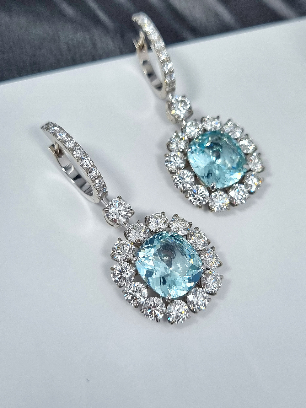 Украшение GIA  Серьги с турмалинами "Параиба" 5,16/5,40 ct.   