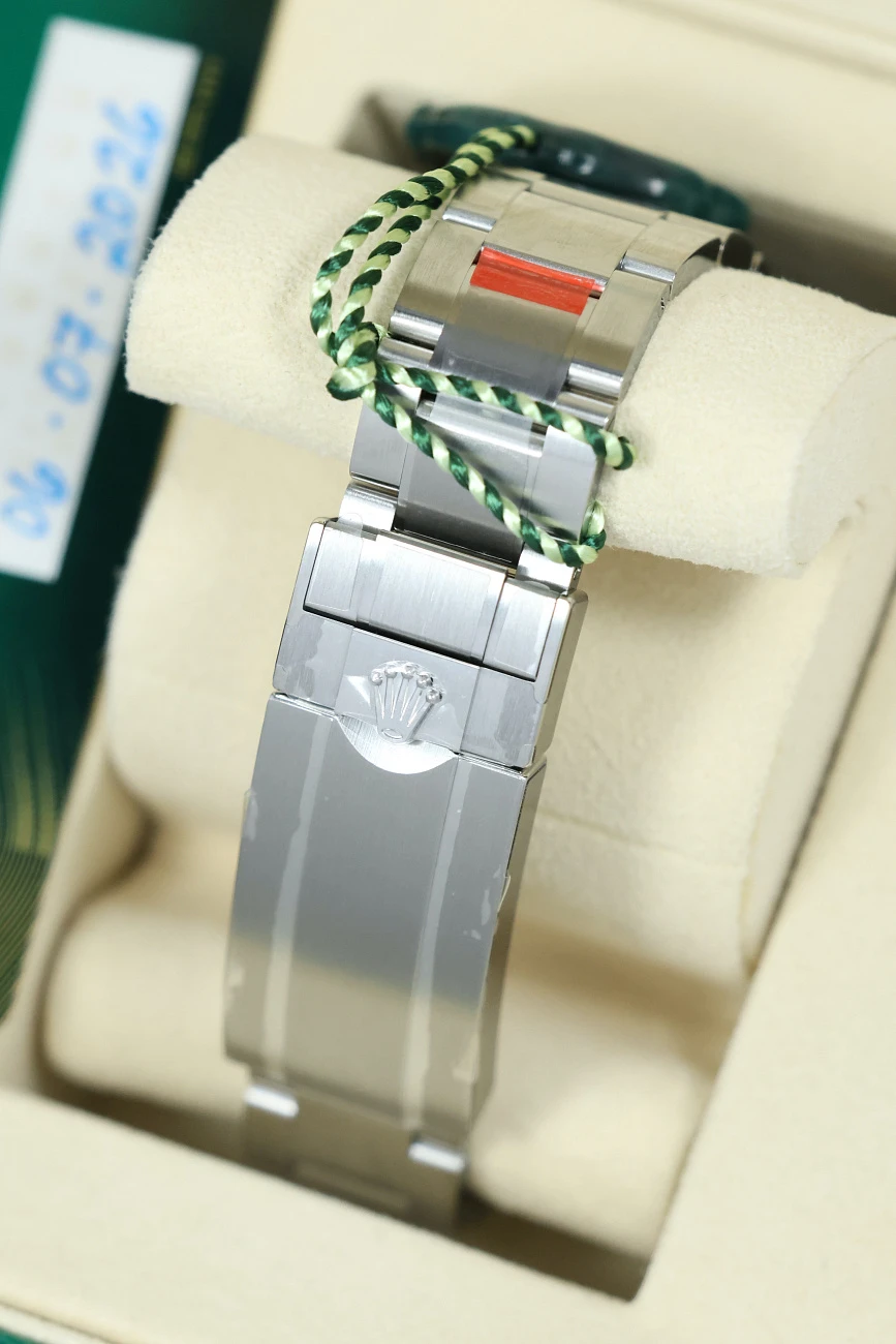 Часы Rolex  Oyster Perpetual Submariner Date  126610LN