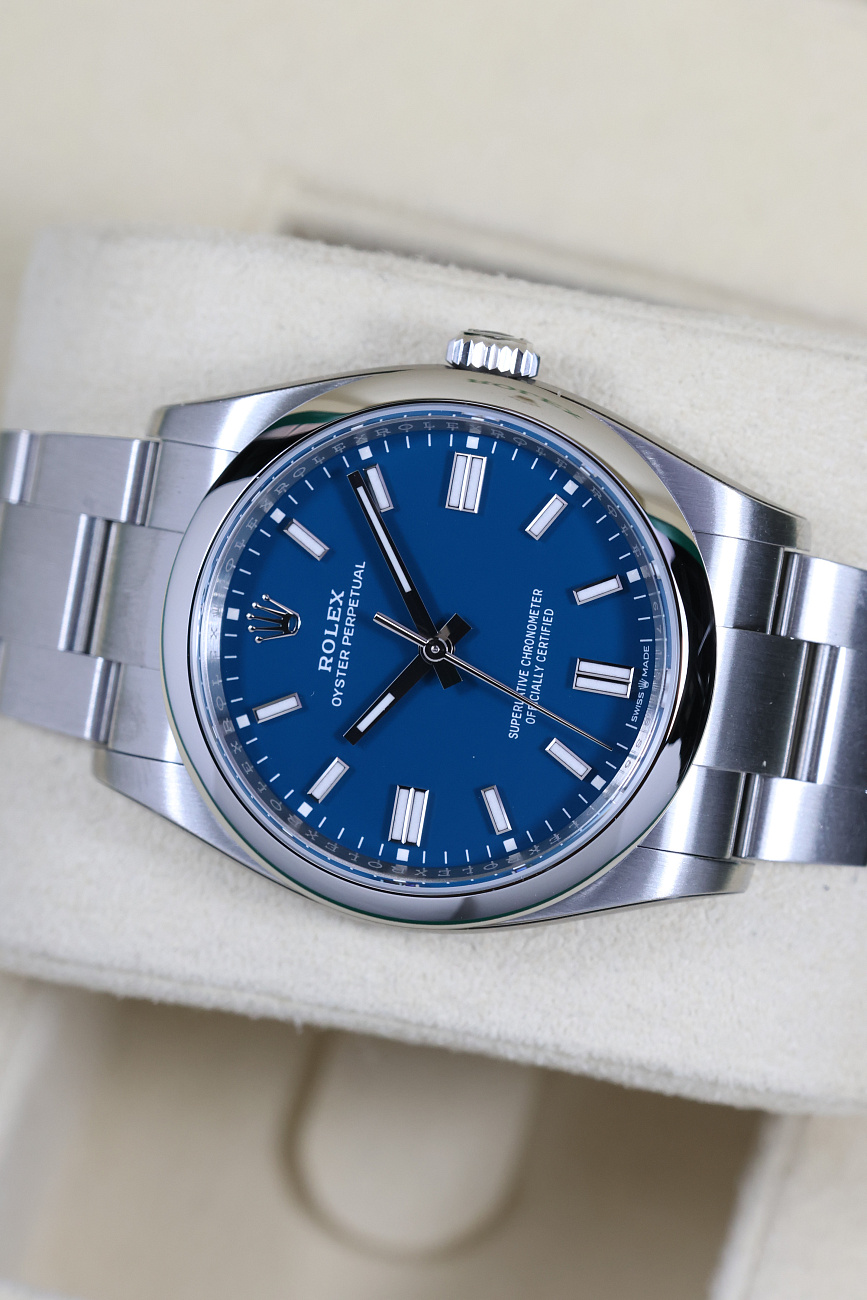 Часы Rolex  Oyster Perpetual 36 Blue Dial  126000-0015