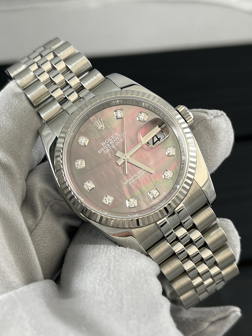 Часы Rolex  Datejust 36Mm Dark Mother Of Pearl Diamond Dial  116234