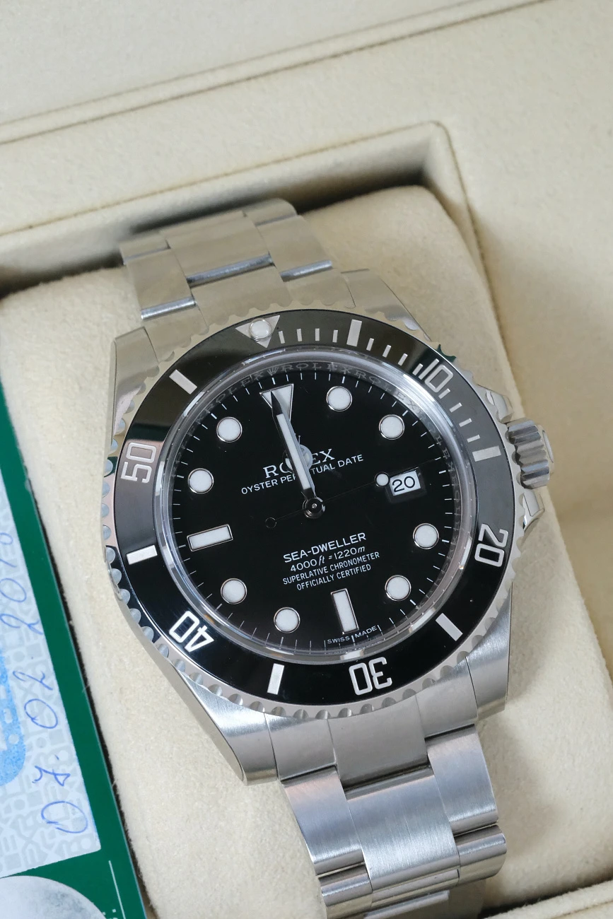 Часы Rolex  Sea-Dweller 40Mm Full Stickers Discontinued Model  116600